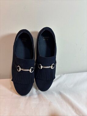 Crown & Ivy Womens Navy Fringe Slip-On Platform Loafers. 8/17